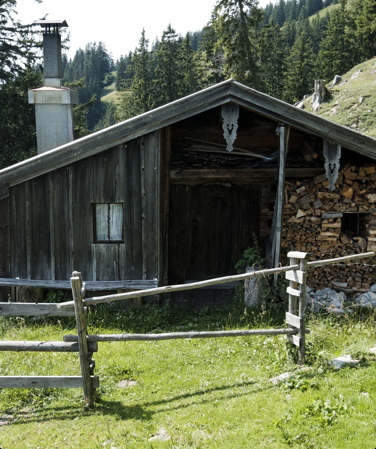 Eine unbewirtschaftete  Berghütte in den Chiemgauer Alpen | © DAV/Hans Herbig