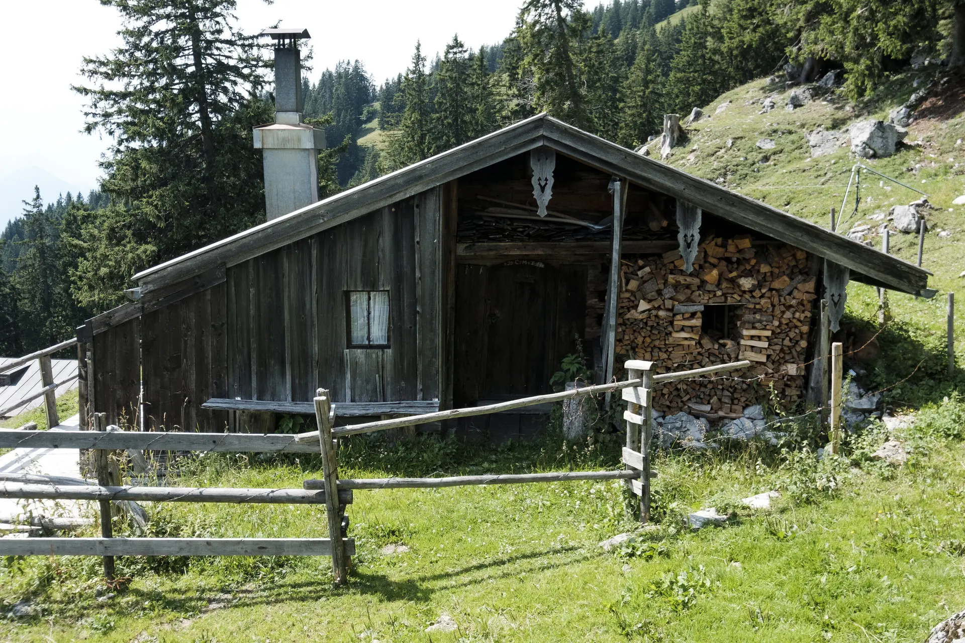 Eine unbewirtschaftete  Berghütte in den Chiemgauer Alpen | © DAV/Hans Herbig