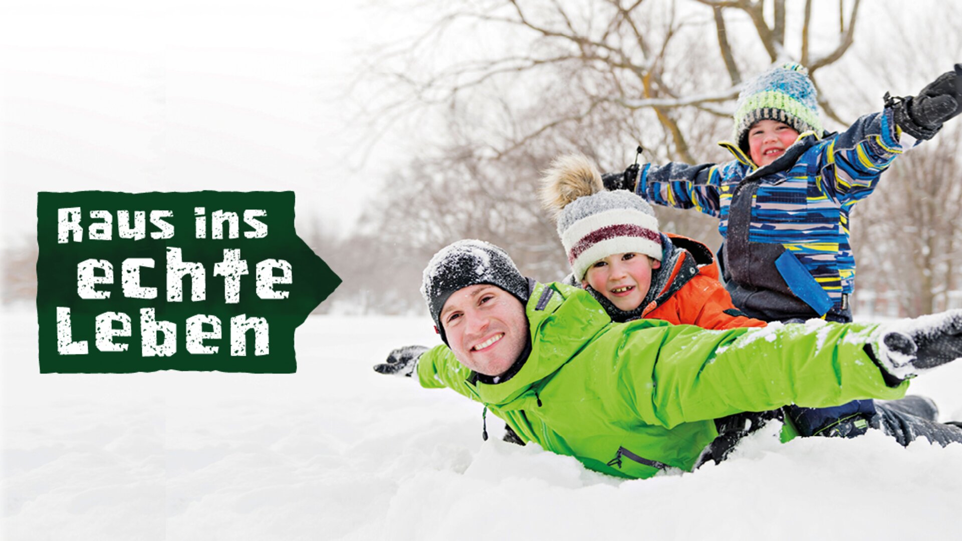 DAV: Raus ins echte Leben | © Pololia / Adobe Stock Foto aus der Kampagne des DAV: Raus ins echte Leben: eine Familie spielt im Schnee | © Pololia / Adobe Stock